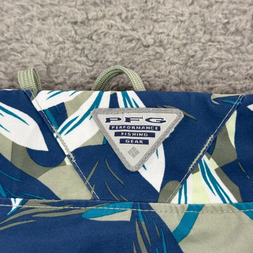Columbia PFG Womens Tropical Floral Camo Fishing Shorts Navy Blue FL0116 Large